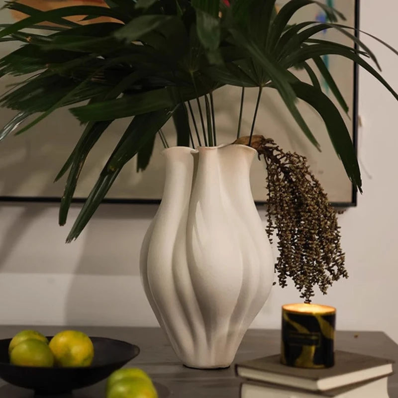 Modern Vases Table Decoration Flower Vase Art Elegant Plants Vase Living Room Luxury Flowers Bottle Aesthetic Interior Ornaments