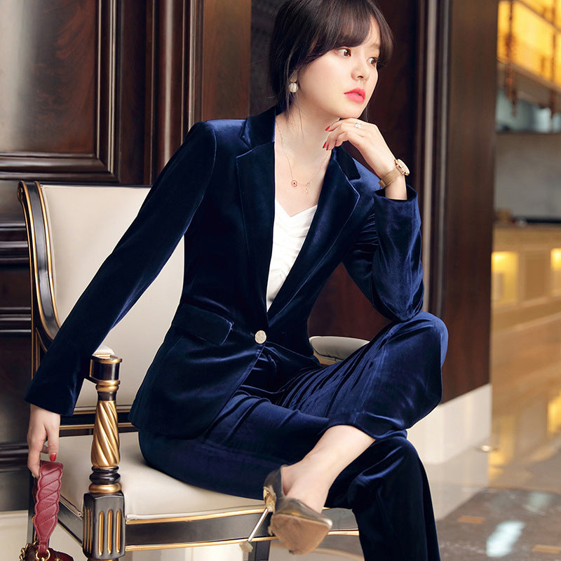 Ladies temperament suit