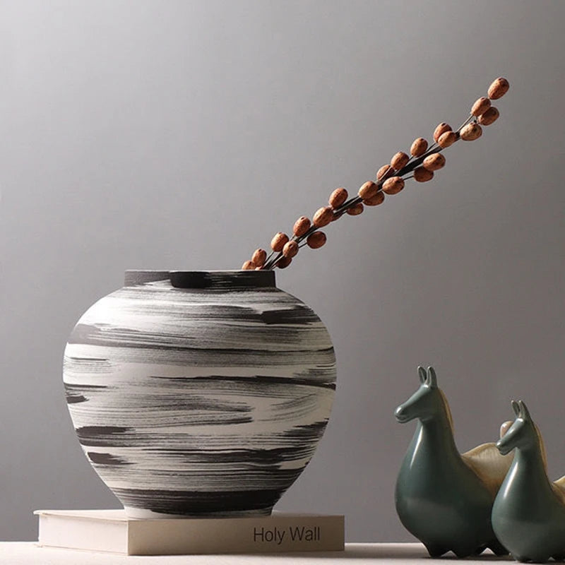 Ceramic Vases Large Home Decoration Flower Bottle Modern Elegant Nordic Interior Minimalist Vases for Centerflowers of Tables